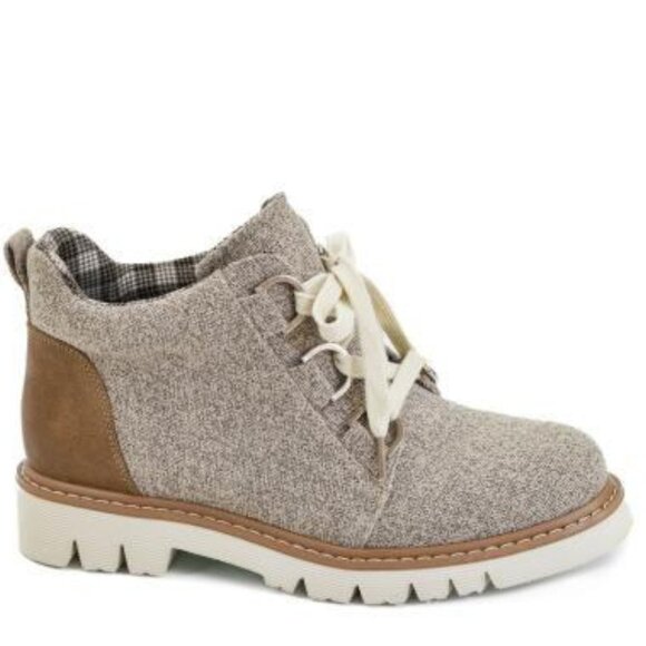 Corkys Campfire Boots – Sand Knit Lug-Sole Booties - Picture 2 of 4